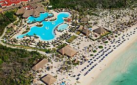 Grand Palladium Select White Sand Resort & Spa